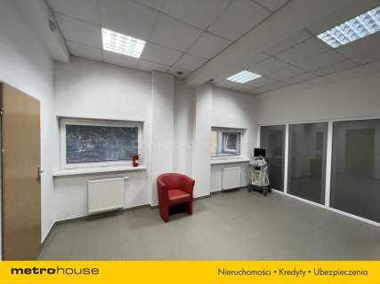 Nieruchomość komercyjna na sprzedaż, 640 m2, Łódź