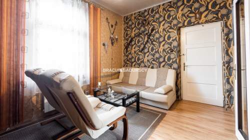 Kamienica ok. 300 m2 / 3 ar / Wadowice