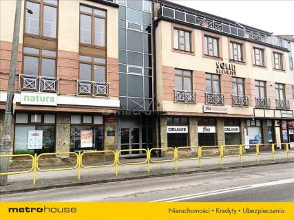 Lokal na parterze, przy głównej ulicy Szczytna