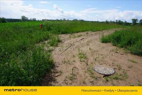 Działka w pięknej okolicy nad jeziorem Jagodne