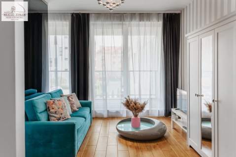 Stylowe studio w sercu kulturalnej dzielnicy 