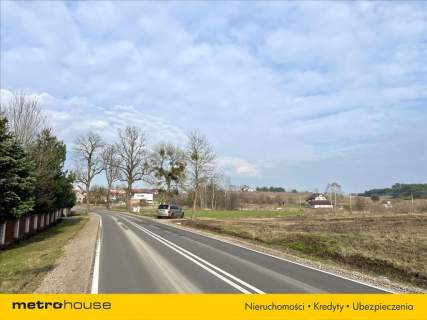 Atrakcyjna działka w miejscowości Romany.