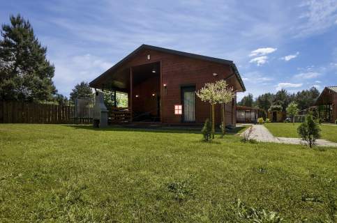 Radawa, kompleks 5 domków rekreacyjnych