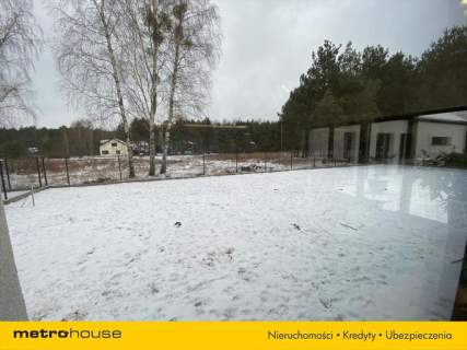 Nowoczesny dom w otulinie przyrody .
