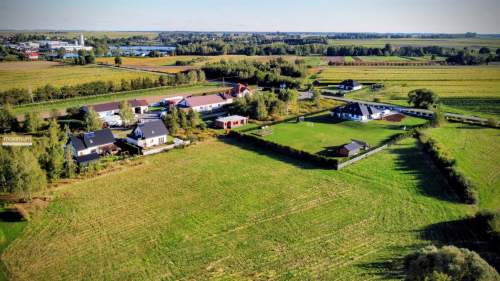 Działki budowlane 14 ar 24x61 m Chmielek