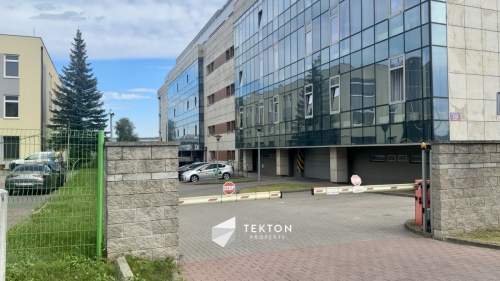 kawalerka 26,52m , wysokość 3m, KW, parking