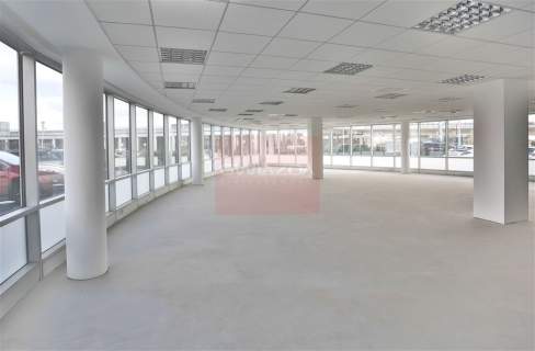 Nieruchomość komercyjna do wynajęcia, 292 m2, Warszawa