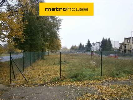 DZIAŁKA POD PARKING- WOLA