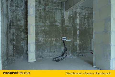 Przestronny lokal w centrum, z witrynami 60 m 