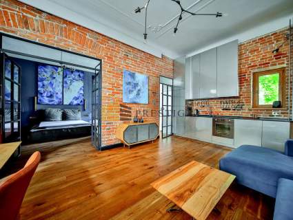 Wyjątkowy apartament w kamienicy na Śródmieściu 