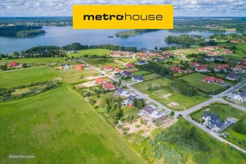 1880 m2 - zabudowa jednorodzinna lub bliźniacza.