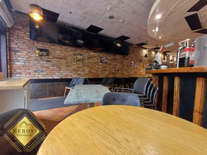 Lokal 300m2 witryna w centrum Częstochowy 
