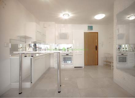 Apartament 2-Pokojowy z Balkonem w Kołobrzegu