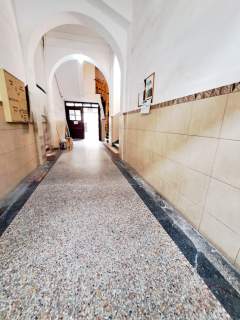 Przestronne mieszkanie w Centrum.1 piętro. Balkon