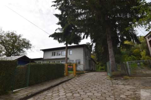 Magazyn 400m2, boczna ul. Słowackiego