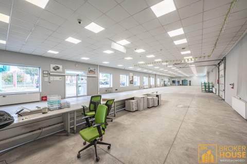 Obiekt halowo magazynowy 800m2 plac 3000m2