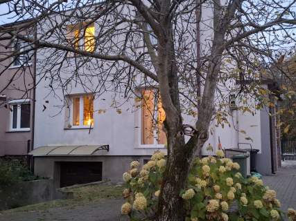 Dom typu bliźniak o pow.204 m2 w Żyrardowie