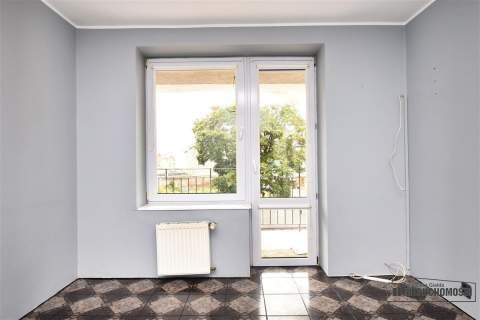 Mieszkanie 3 pokojowe z loggią pierwsze piętro