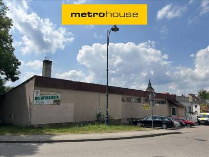 Obiekt handlowy Biskupiec centrum. 370 m2, parking