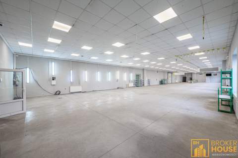 Obiekt halowo magazynowy 800m2 plac 3000m2