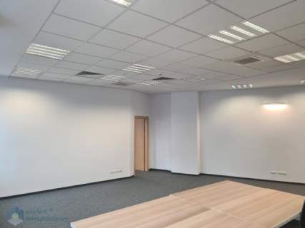 95m2 w nowoczesnym budynku