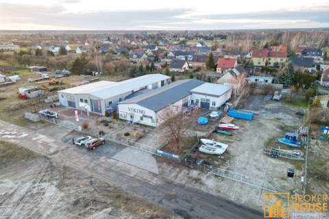 Kompleks hal z zapleczem biurowym
