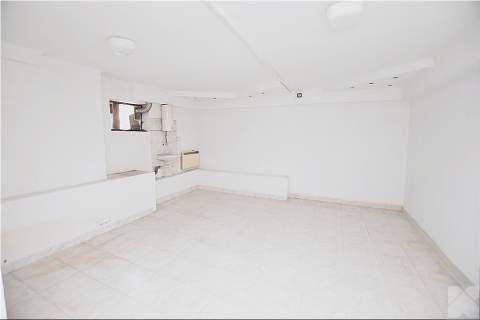 Lokal handlowo usługowy 63m2 30m2 podpiwniczenia