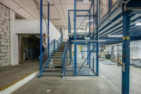 Ogrzewany magazyn 900m2 Stara Garbarnia Parking 