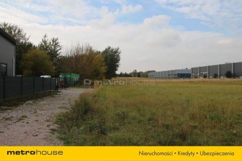 Ładna działka 930 m2 w dobrej lokalizacji.