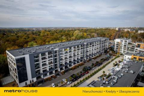 Dwupoziomowy apartament w zielonym sercu Łodzi 