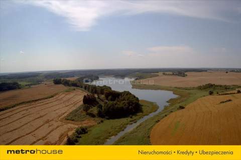 Piękna działka nad kanałem Kiermas