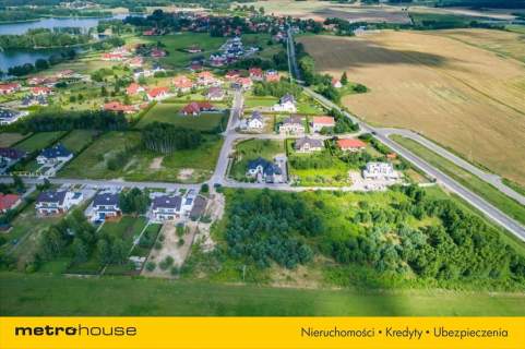 1880 m2 - zabudowa jednorodzinna lub bliźniacza.