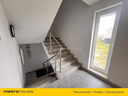 Nieruchomość komercyjna na sprzedaż, 362,85 m2, Krześlin