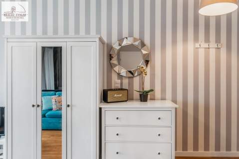 Stylowe studio w sercu kulturalnej dzielnicy 