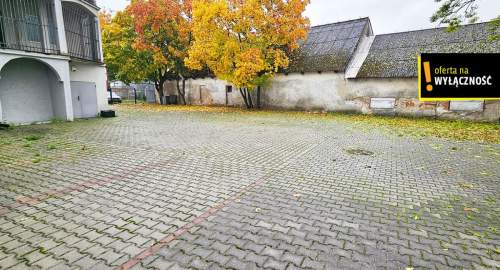 Wielofunkcyjny Budynek Usług.-Mieszkalny, Morawica