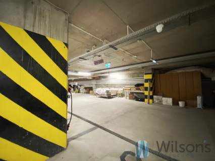 208m2- przeszklony salon z biurem przy lotnisku