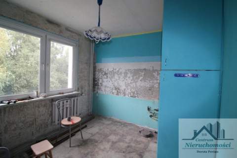 Mieszkanie do remontu 47m2 w bloku