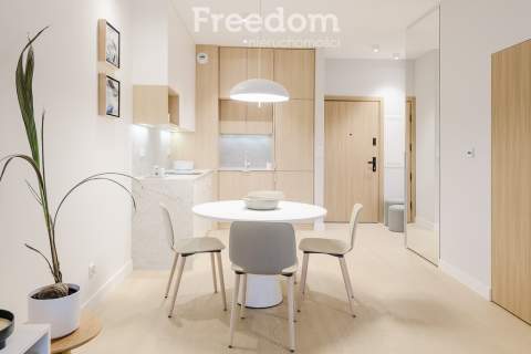Gotowy do wprowadzenia apartament nad jeziorem