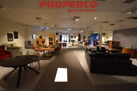 Lokal/hala 650 m2 Piaski