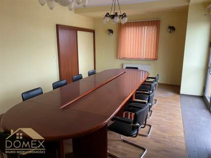 Duży lokal usługowo-biurowy w samym centrum