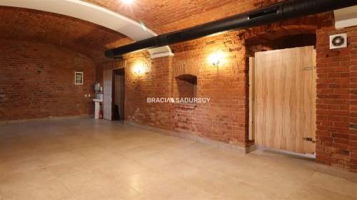 Biuro do wynajęcia, 267,99 m2, Tarnów