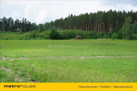 Działka w pięknej okolicy nad jeziorem Jagodne.