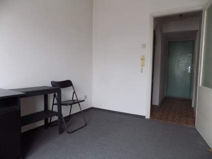Stara Ochota, ul. Grójecka, przy ul. Wawelskiej, duży balkon