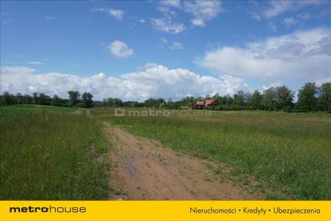 Działka w pięknej okolicy nad jeziorem Jagodne
