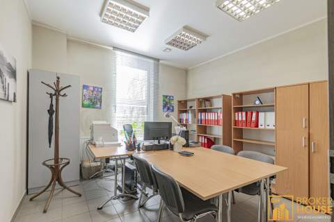 Otwarta przestrzeń biurowo-usługowa