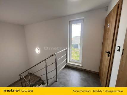 Nieruchomość komercyjna na sprzedaż, 362,85 m2, Krześlin