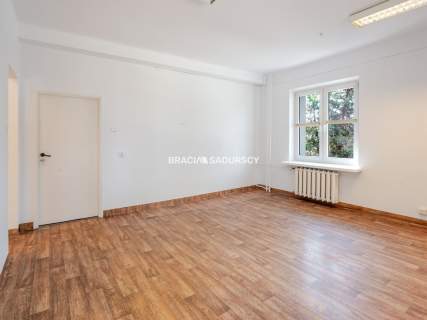 Lokal biurowy, 6 pomieszczeń