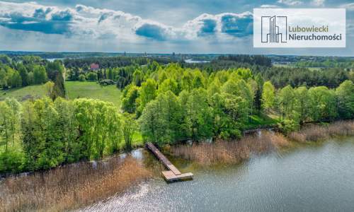 Działka z linią brzegową Jeziora Kalwa
