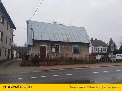Do wynajęcia budynek usługowo- mieszkaniowy.
