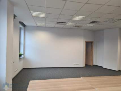 95m2 w nowoczesnym budynku